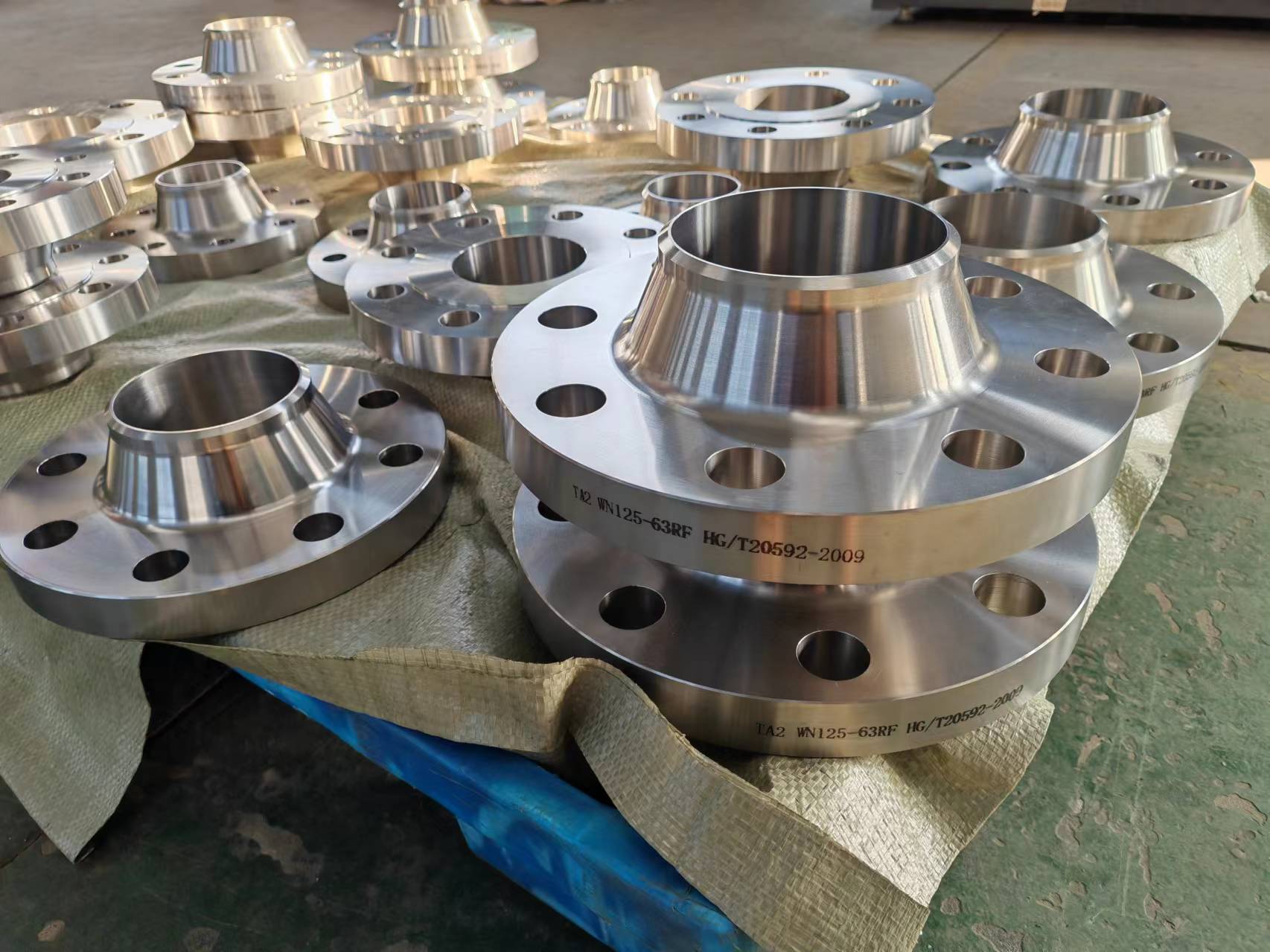 ��� Ti particles